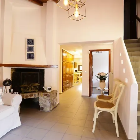 Vakantiehuis Nafpaktos Sweet Summer Beach House 5 ⭐ Luxurious Small 2 Mins Walk To The Beach *