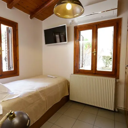 Nafpaktos Sweet Summer Beach House 5 ⭐ Luxurious Small 2 Mins Walk To The Beach * Skaloma